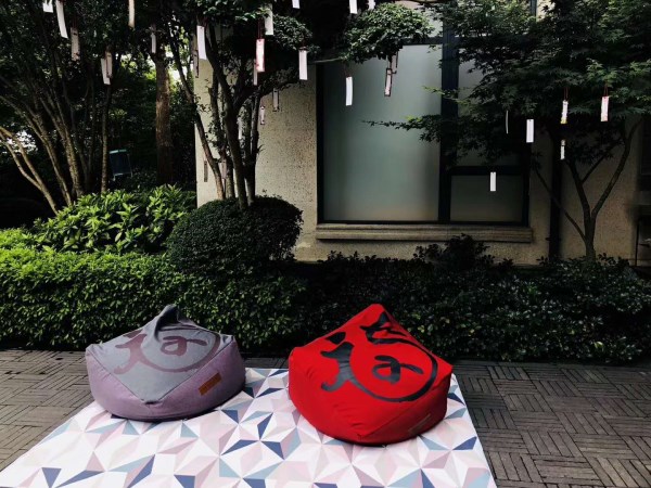 身在福中必有福 luckysac福袋懶人沙發(fā)新品發(fā)布會(huì)正在進(jìn)行中