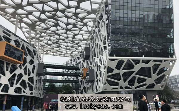 真正的實(shí)力說話 休閑家具廠尚都家居受邀入駐阿里巴巴KA商家