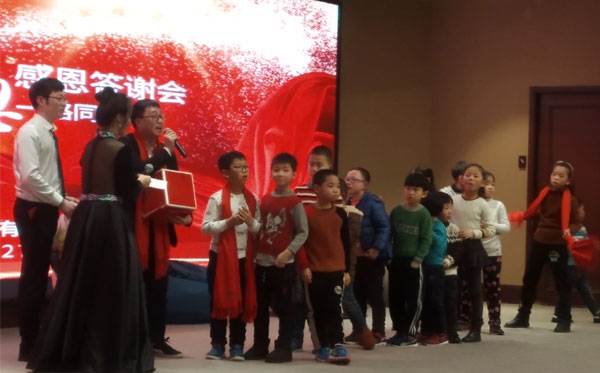 參與互動環(huán)節(jié)，最為開心的還是小朋友們！
